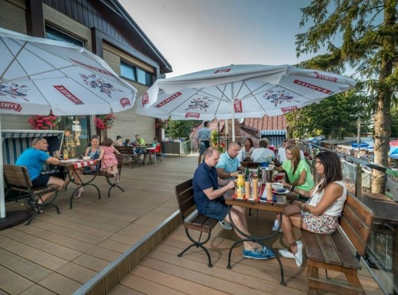 Restauracja PapajRESTAURACJA PAPAJ ZAPRASZA !