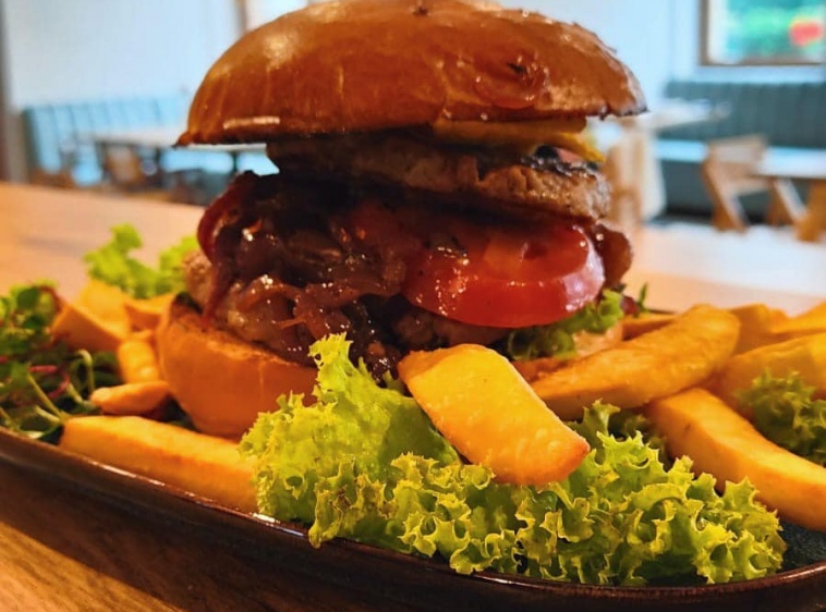 Plażova Pizza & Restaurant