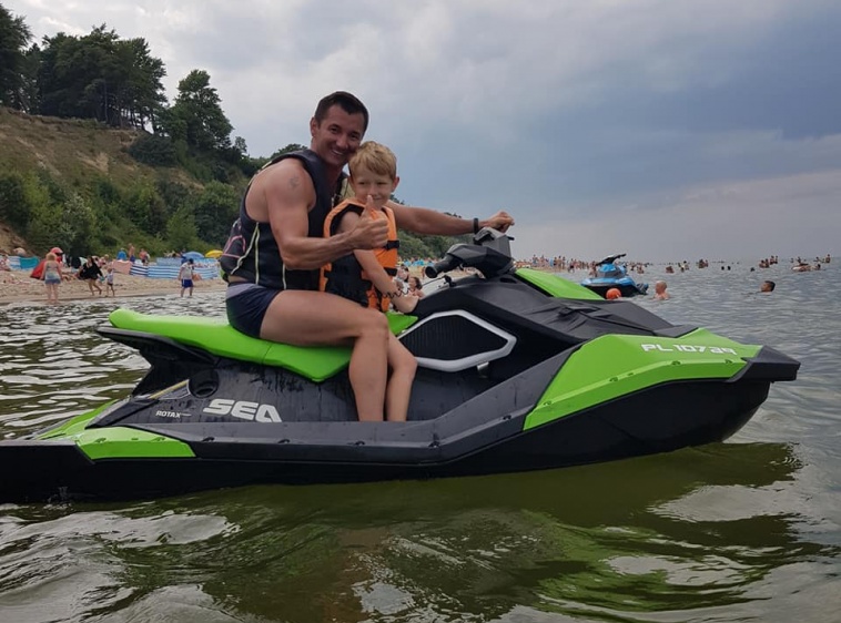 Wypożyczalnia Skuter&oacute;w Wodnych Jastrzębia G&oacute;ra 