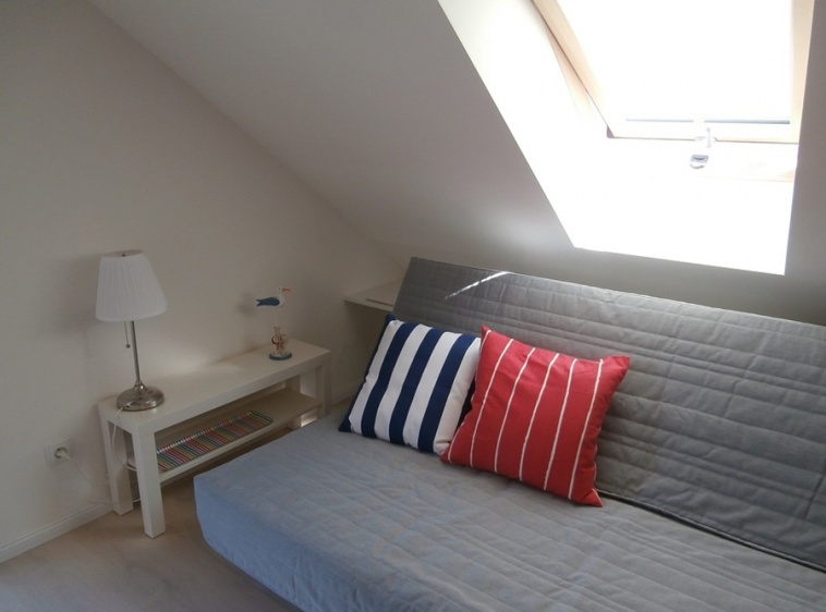 Apartament Przy Plaży 3 kanapa rozkładana w pokoju dziennym apartamentu 3?v=1.0